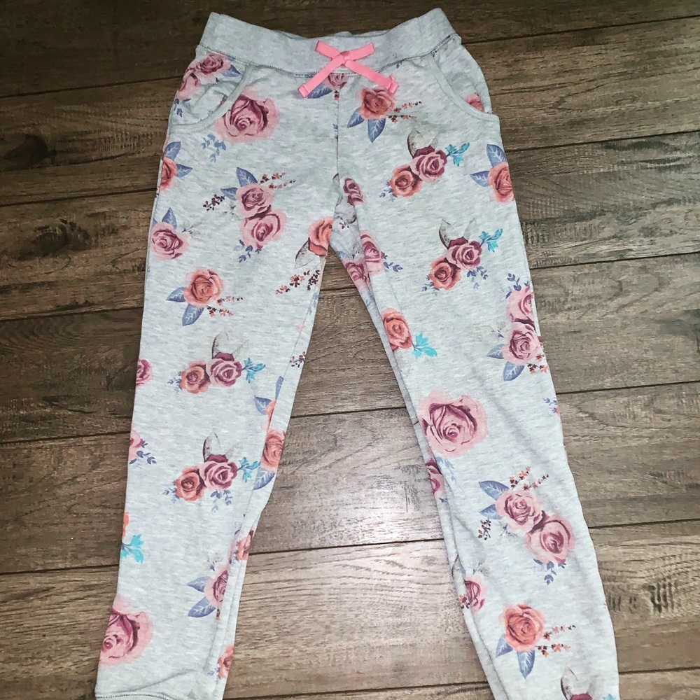 Cute Rose Printed Sweats